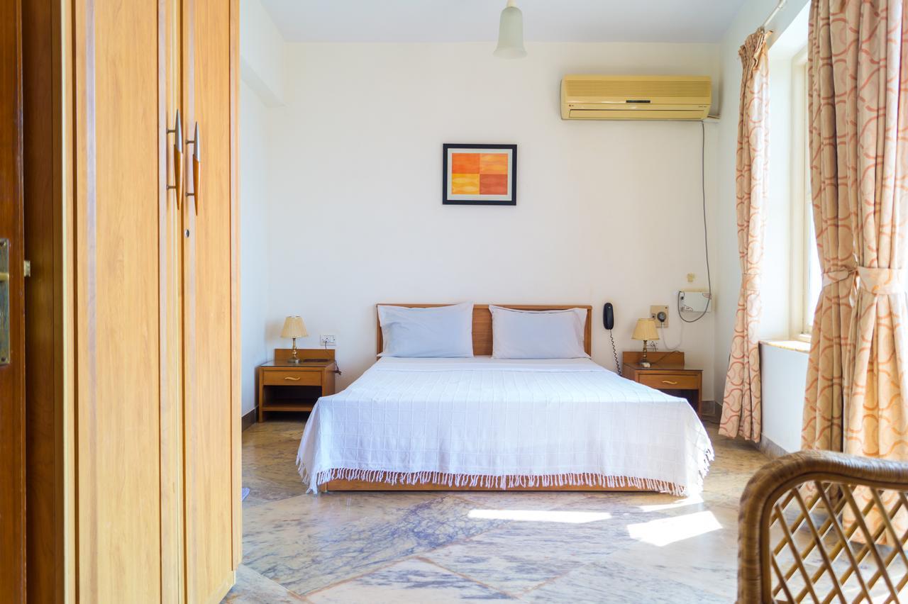 Zuariview Guest House Дона Паула Екстериор снимка
