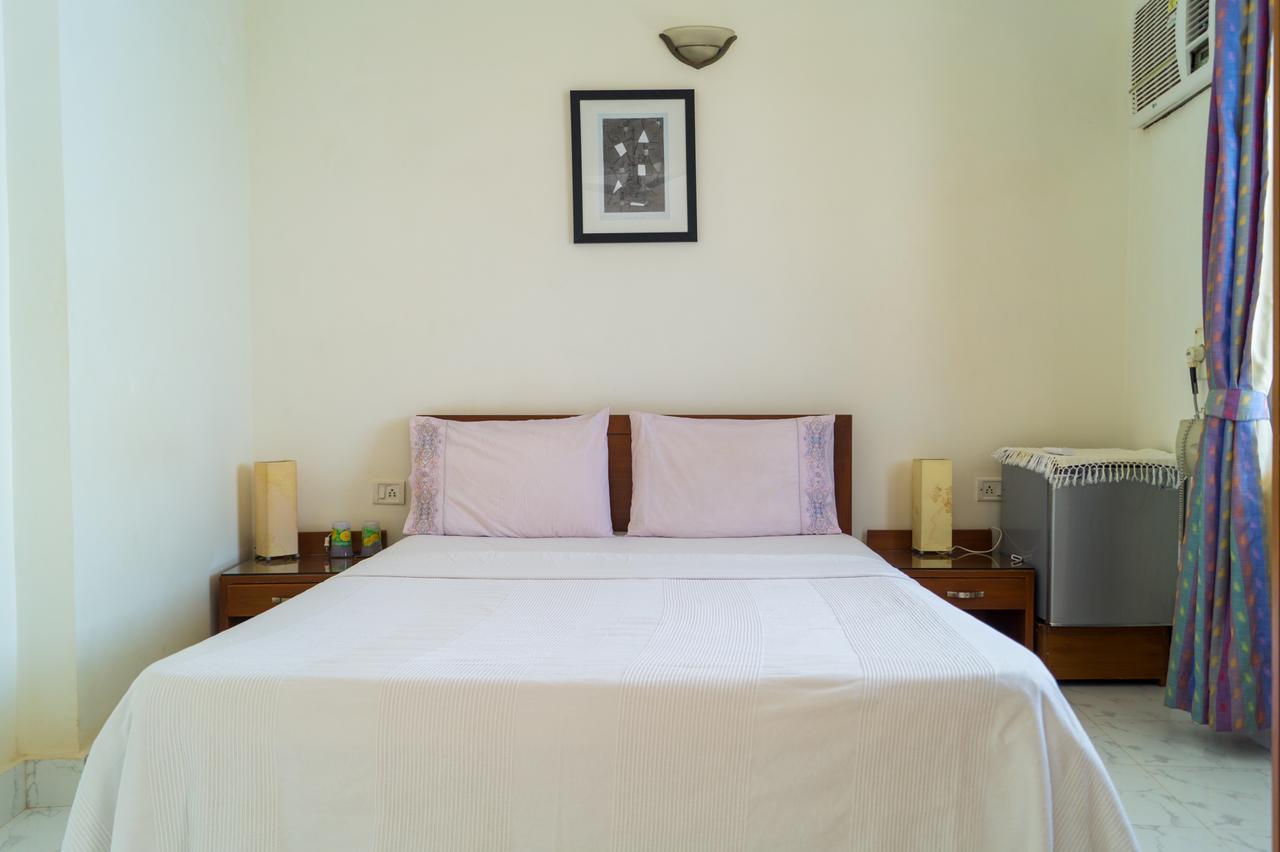 Zuariview Guest House Дона Паула Екстериор снимка