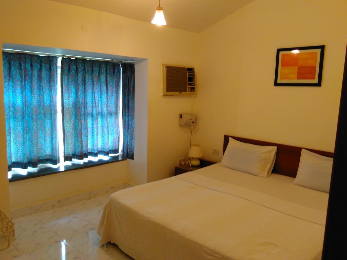 Zuariview Guest House Дона Паула Екстериор снимка