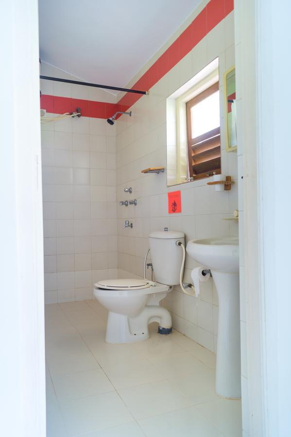 Zuariview Guest House Дона Паула Екстериор снимка